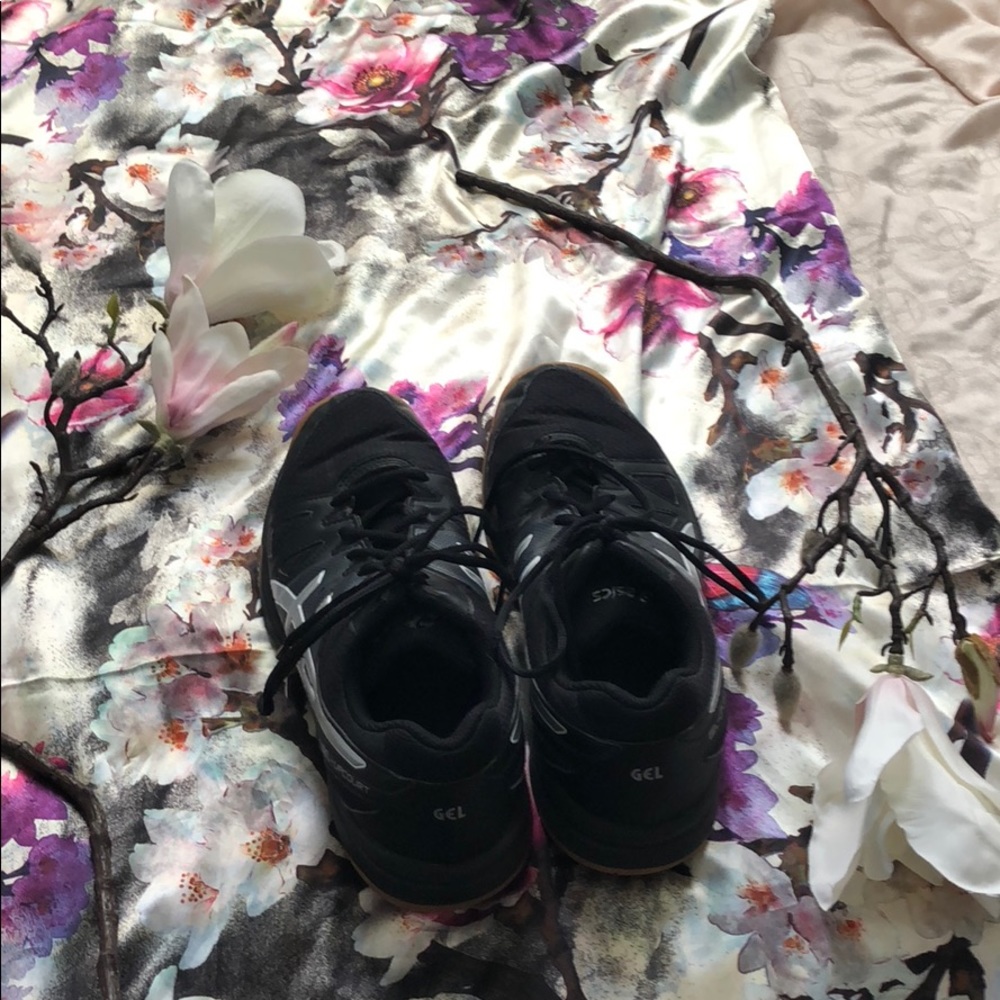Volleyball Shoes